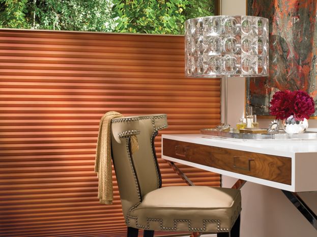 Ideal for eclectic rooms: Duette® Architella® honeycombs